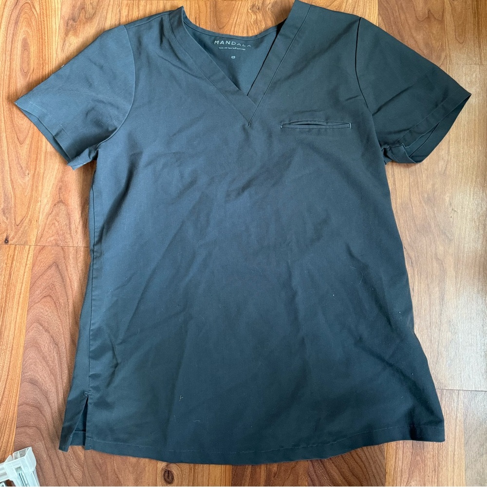Mandala Scrub top